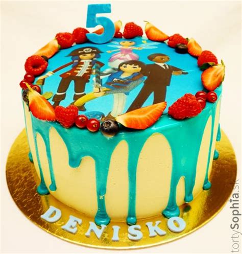 Ilustračná fotka mrkvovej torty pre deti