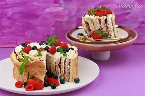 Piškótová torta s mascarpone a čerstvým ovocím