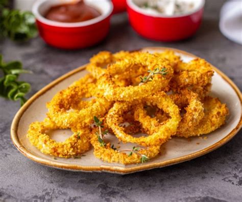 Cibuľové krúžky so syrom v teplovzdušnej fritéze