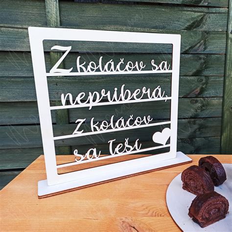 Tabuľka s odhadovaným počtom kúskov koláčov z rôznych typov plechov