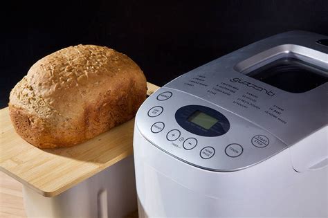 Domáca pekáreň Guzzanti GZ 635