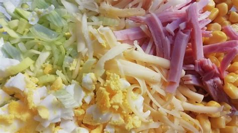 Ingrediencie na bravčový wok s ananásom