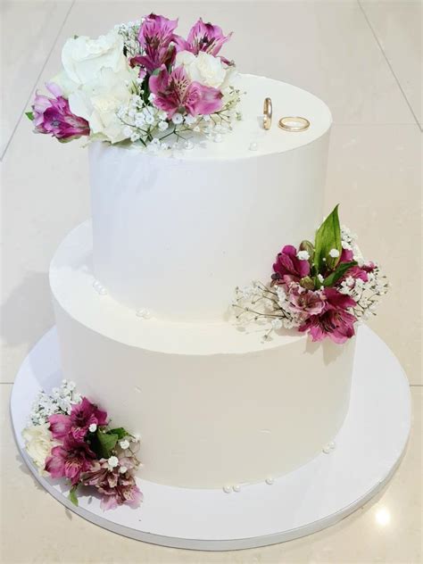 Moderná svadobná torta
