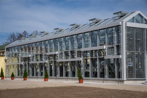 Moderný skleník na Slovensku