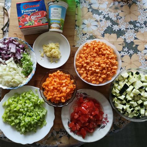 Nakrájané suroviny na chalupársky kastról