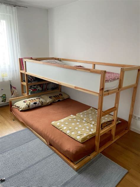 Balenie postele IKEA KURA