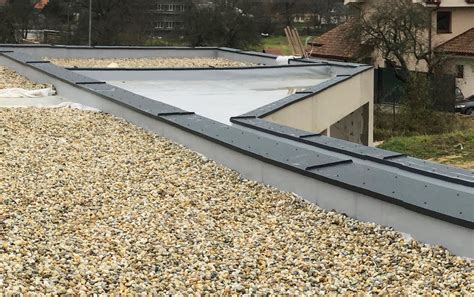 Rôzne druhy stavebných plechov