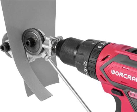 Nástroje na dierovanie a vŕtanie plechu