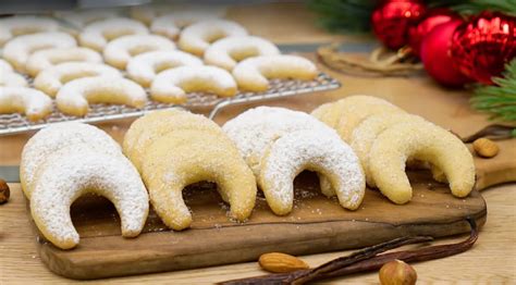 Vianočné pečivo - vanilkové rožky