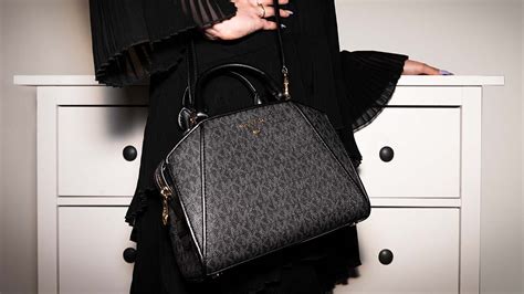 Rôzne typy dámskych kabeliek