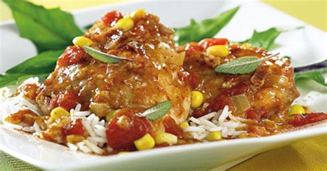 Ilustračné foto kuracie ragú so šunkou a hríbami