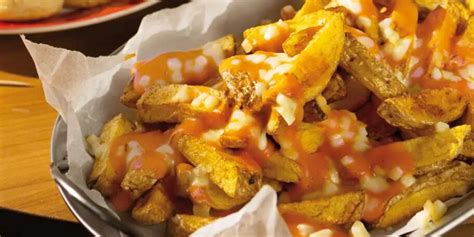 Poutine hranolky v reštaurácii Gottwaldka