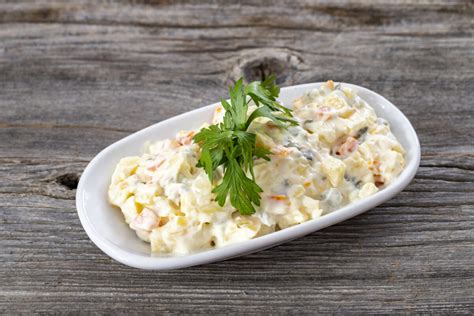 Zemiakový šalát s jogurtom a bylinkami