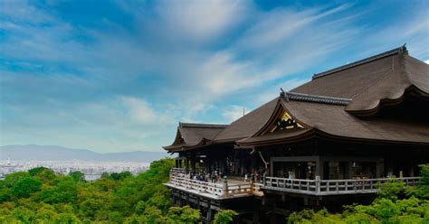 Chrám Kiyomizu-dera v Kjóte