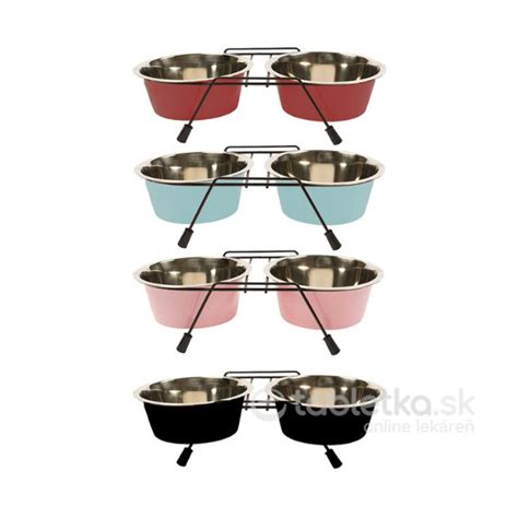 Miska s makrónkami rôznych farieb