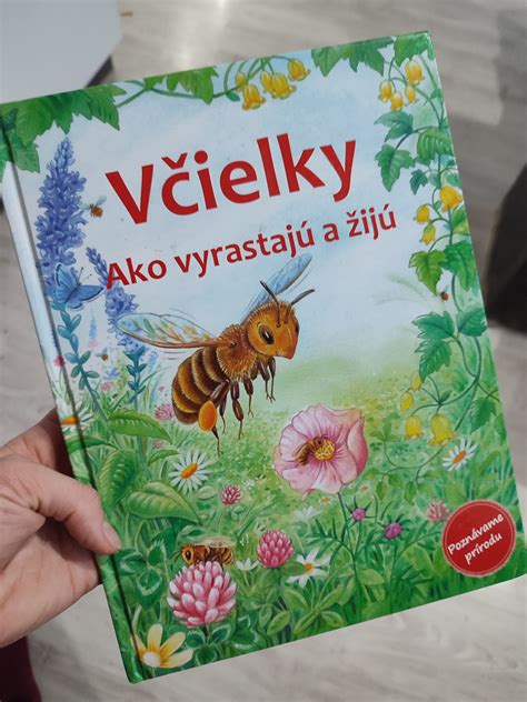 Ilustrácia včely zbierajúcej nektár