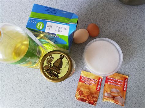 Ingrediencie na vlasovú masku: zázvor, med, mlieko