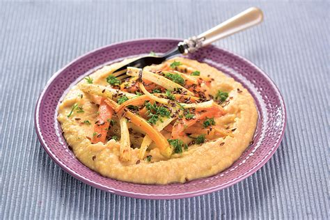 Cícerový hummus s čerstvou zeleninou