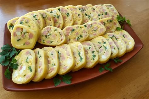 Ingrediencie na vajíčkovo-syrovú roládu