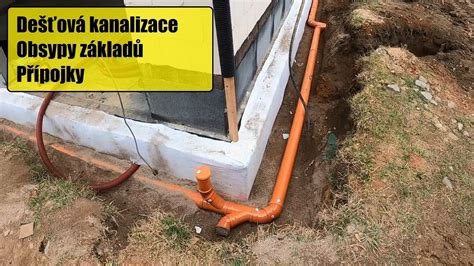 Detail hrdla a tesniaceho krúžku kanalizačnej rúry