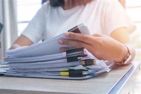 Tabuľka zhrňujúca povinné a odporúčané prílohy k daňovému priznaniu