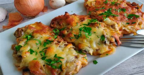 Zapekané bravčové rezne so šampiňónmi a syrom