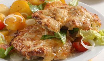 Zapečené bravčové rezne s údeným syrom