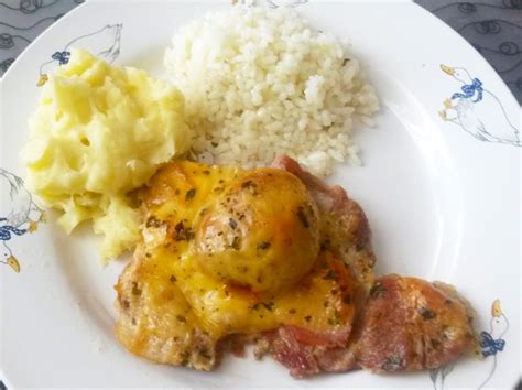 Zapečené bravčové rezne s praženicovou plnkou a syrom