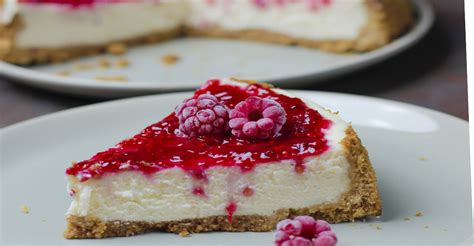 Cheesecake s malinovou polevou