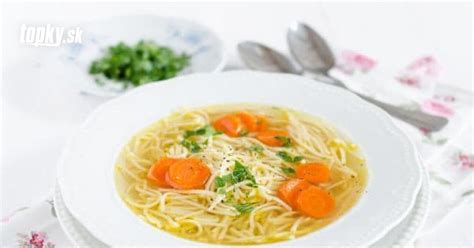 Ilustrácia koreninovej zmesi pre slepačiu polievku