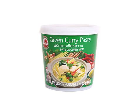 Zelená kari pasta s ingredienciami