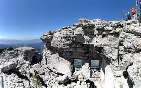 Pohľad na ruiny pevnosti Fort Cépérou