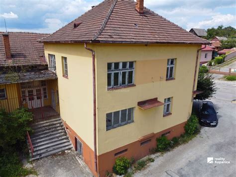 Rôzne možnosti dochutenia langošov