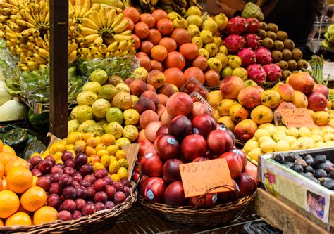 Sezónne ovocie na výrobu ovocnej kože