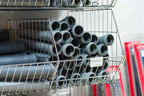 Rôzne typy tvaroviek pre kanalizačné potrubie