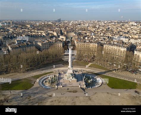 Place des Quinconces v Bordeaux