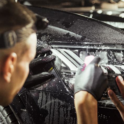 Aplikácia Plasti Dipu na auto