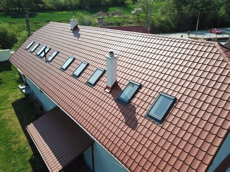 Rôzne typy plechovej strešnej krytiny