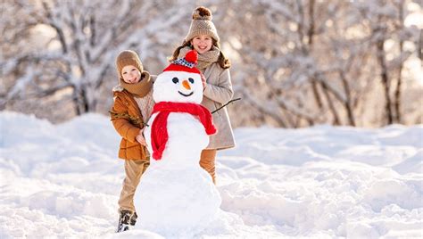 Deti stavajúceho snehuliaka