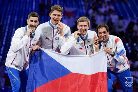 Infografika s počtom medailí Francúzska na OH, MS a ME v hádzanej