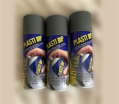 Ilustrácia Plasti Dip spreja a jeho aplikácie