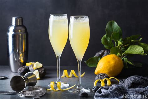 fľaše šampanského