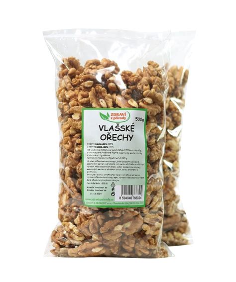 rozmixované vlašské orechy