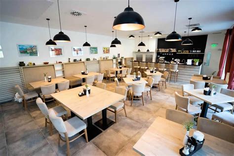 Interiér útulnej reštaurácie