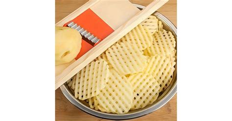 Ilustračná fotografia profesionálneho krájača na zemiaky