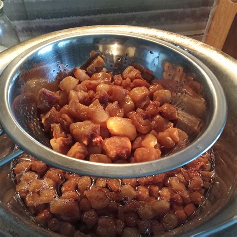 Ilustrácia škvarkov a slaniny