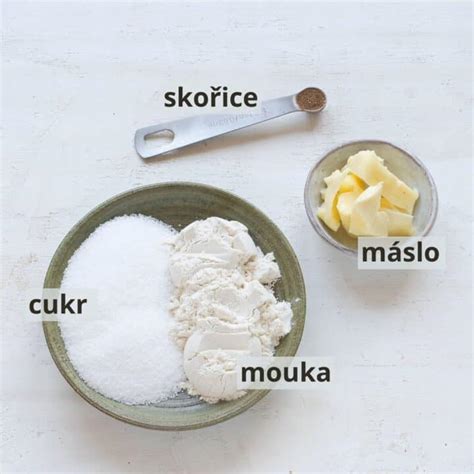 Suroviny na krupicový koláč