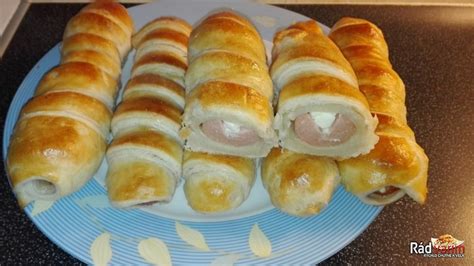 Párky obalené v lístkovom ceste