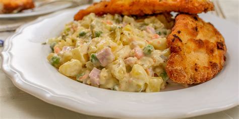 Servírovanie parížskeho šalátu