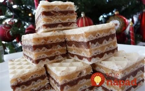 Rôzne druhy zákuskov z tortových oblátok